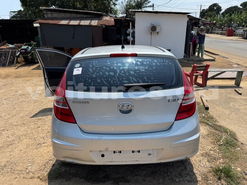 Big with watermark hyundai i30 estuaire libreville 8356