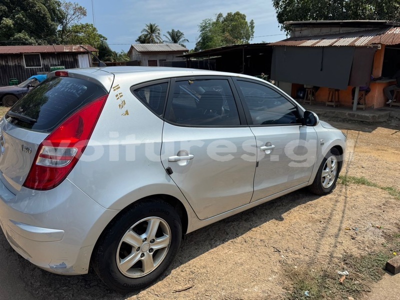 Big with watermark hyundai i30 estuaire libreville 8356