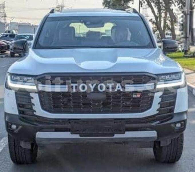 Big with watermark toyota land cruiser estuaire libreville 8357