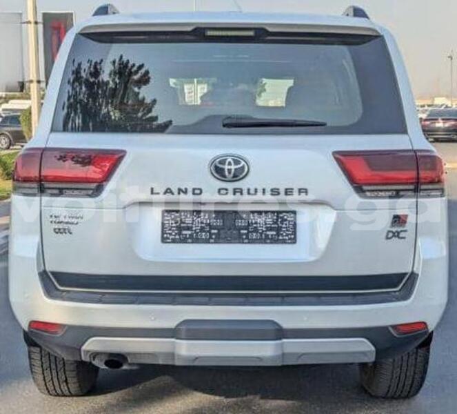Big with watermark toyota land cruiser estuaire libreville 8357