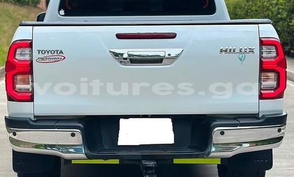 Acheter Occasion Voiture Toyota Hilux Blanc à Libreville, Estuaire Acheter Occasion Voiture Toyota Hilux Blanc à Libreville, Estuaire