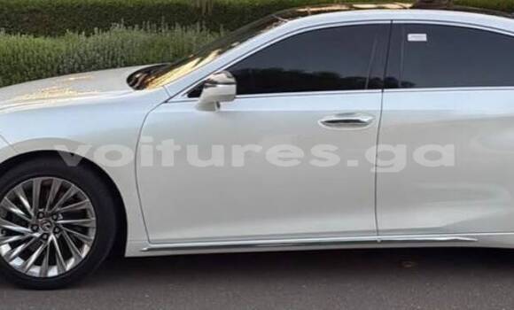 Acheter Occasion Voiture Lexus ES Blanc à Libreville, Estuaire Acheter Occasion Voiture Lexus ES Blanc à Libreville, Estuaire