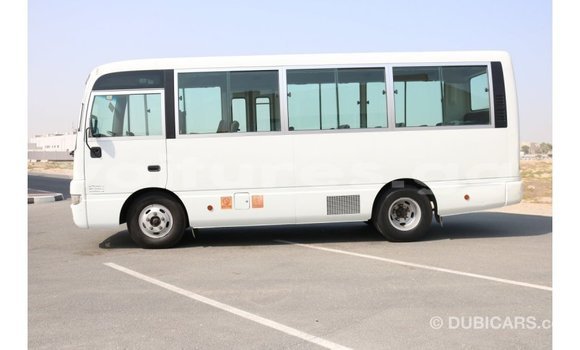 Acheter Import Voiture Nissan 350Z Blanc à Import - Dubai, Estuaire Acheter Import Voiture Nissan 350Z Blanc à Import - Dubai, Estuaire