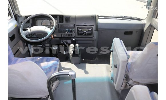 Acheter Import Voiture Nissan 350Z Blanc à Import - Dubai, Estuaire Acheter Import Voiture Nissan 350Z Blanc à Import - Dubai, Estuaire