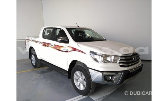 Acheter Import Voiture Toyota Hilux Blanc à Import - Dubai, Estuaire Acheter Import Voiture Toyota Hilux Blanc à Import - Dubai, Estuaire