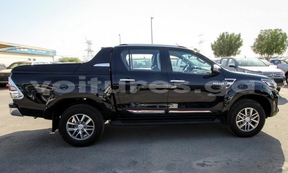 Acheter Import Voiture Toyota Hilux Noir à Import - Dubai, Estuaire Acheter Import Voiture Toyota Hilux Noir à Import - Dubai, Estuaire