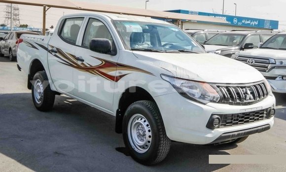 Acheter Import Voiture Mitsubishi L200 Blanc à Import - Dubai, Estuaire Acheter Import Voiture Mitsubishi L200 Blanc à Import - Dubai, Estuaire