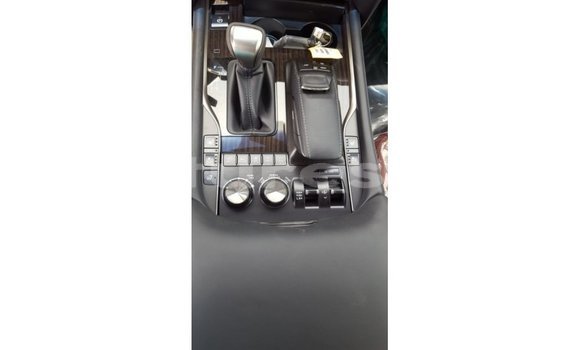 Acheter Import Voiture Lexus LX Autre à Import - Dubai, Estuaire Acheter Import Voiture Lexus LX Autre à Import - Dubai, Estuaire