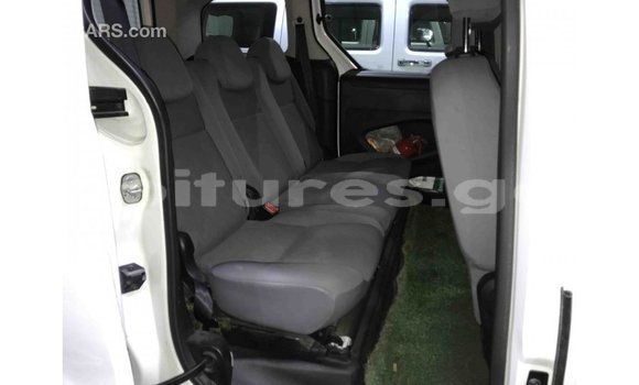 Acheter Import Voiture Peugeot Partner Blanc à Import - Dubai, Estuaire Acheter Import Voiture Peugeot Partner Blanc à Import - Dubai, Estuaire