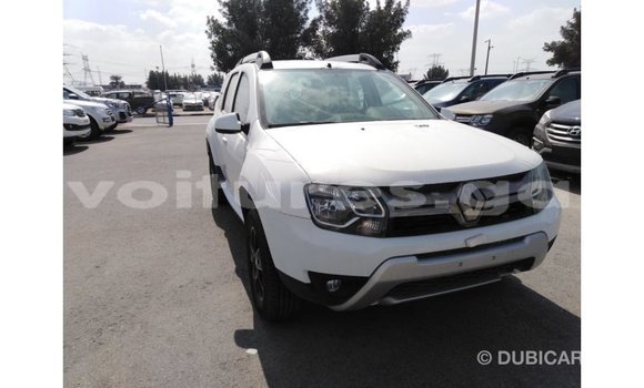 Acheter Import Voiture Renault Duster Blanc à Import - Dubai, Estuaire Acheter Import Voiture Renault Duster Blanc à Import - Dubai, Estuaire