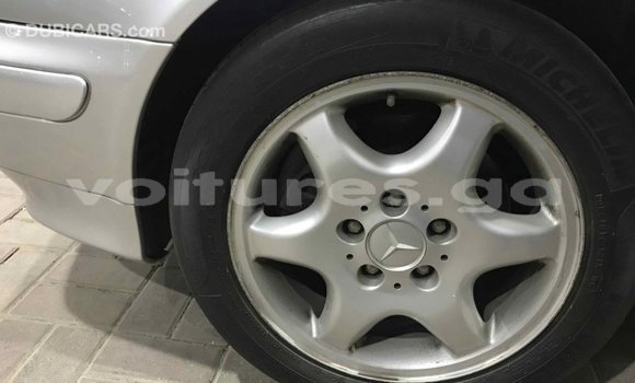 Acheter Import Voiture Mercedes-Benz 190 (W201) Autre à Import - Dubai, Estuaire