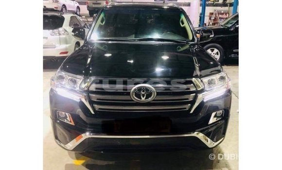 Acheter Import Voiture Toyota Land Cruiser Noir à Import - Dubai, Estuaire Acheter Import Voiture Toyota Land Cruiser Noir à Import - Dubai, Estuaire