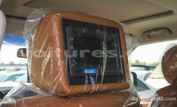 Acheter Import Voiture Nissan Patrol Blanc à Import - Dubai, Estuaire Acheter Import Voiture Nissan Patrol Blanc à Import - Dubai, Estuaire