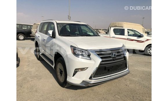 Acheter Import Voiture Lexus GX Blanc à Import - Dubai, Estuaire Acheter Import Voiture Lexus GX Blanc à Import - Dubai, Estuaire