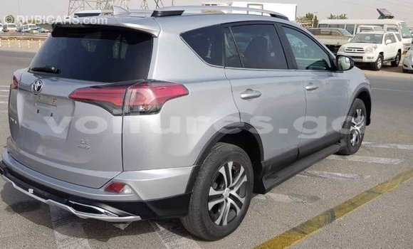 Acheter Import Voiture Toyota RAV4 Autre à Import - Dubai, Estuaire Acheter Import Voiture Toyota RAV4 Autre à Import - Dubai, Estuaire