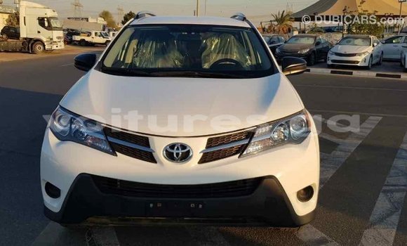 Sayi Imported Toyota RAV4 White Mota in Import - Dubai a estuary Sayi Imported Toyota RAV4 White Mota in Import - Dubai a estuary