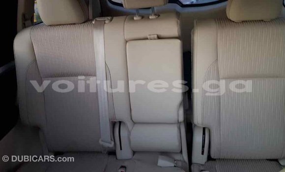 Sayi Imported Toyota Highlander White Mota in Import - Dubai a estuary Sayi Imported Toyota Highlander White Mota in Import - Dubai a estuary