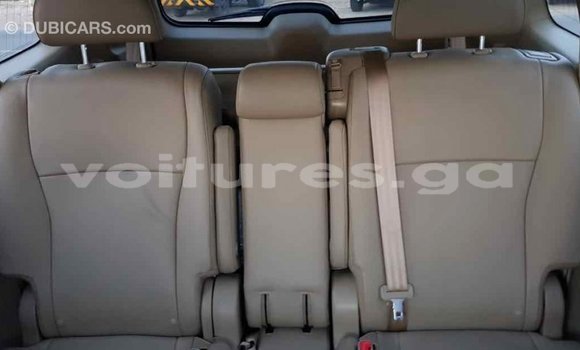 Acheter Import Voiture Toyota Highlander Vert à Import - Dubai, Estuaire Acheter Import Voiture Toyota Highlander Vert à Import - Dubai, Estuaire