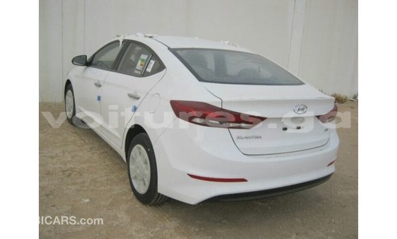 Acheter Import Voiture Hyundai Elantra Blanc à Import - Dubai, Estuaire Acheter Import Voiture Hyundai Elantra Blanc à Import - Dubai, Estuaire