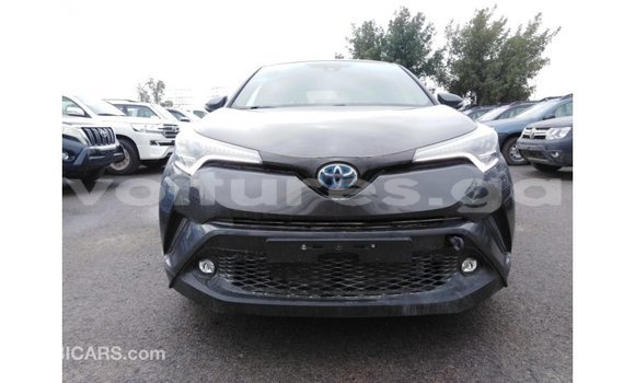 Acheter Import Voiture Toyota C-HR Autre à Import - Dubai, Estuaire Acheter Import Voiture Toyota C-HR Autre à Import - Dubai, Estuaire