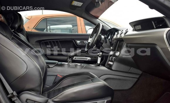 Acheter Import Voiture Ford Mustang Noir à Import - Dubai, Estuaire Acheter Import Voiture Ford Mustang Noir à Import - Dubai, Estuaire