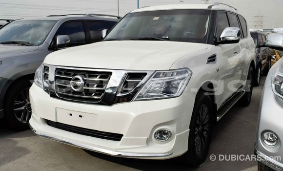 Acheter Import Voiture Nissan Patrol Blanc à Import - Dubai, Estuaire Acheter Import Voiture Nissan Patrol Blanc à Import - Dubai, Estuaire