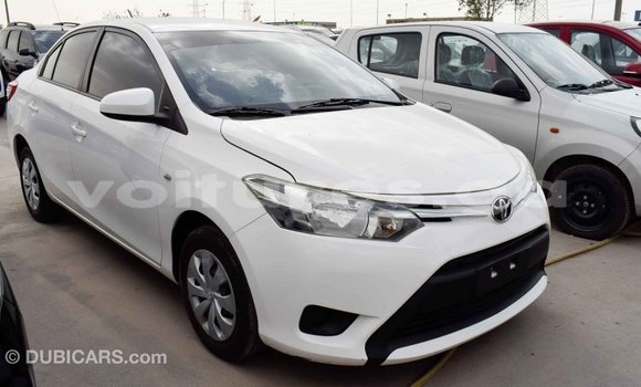 Acheter Import Voiture Toyota Yaris Blanc à Import - Dubai, Estuaire Acheter Import Voiture Toyota Yaris Blanc à Import - Dubai, Estuaire