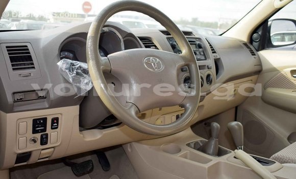 Acheter Import Voiture Toyota Fortuner Blanc à Import - Dubai, Estuaire Acheter Import Voiture Toyota Fortuner Blanc à Import - Dubai, Estuaire