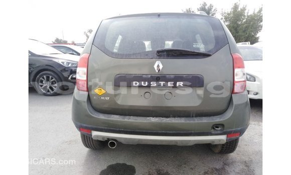 Acheter Import Voiture Renault Duster Vert à Import - Dubai, Estuaire
