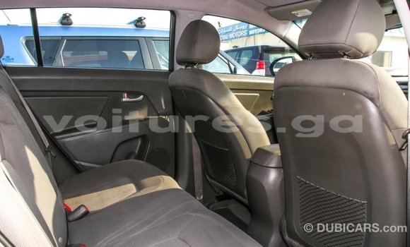 Acheter Import Voiture Kia Sportage Marron à Import - Dubai, Estuaire Acheter Import Voiture Kia Sportage Marron à Import - Dubai, Estuaire