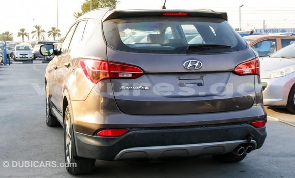 Acheter Import Voiture Hyundai Santa Fe Marron à Import - Dubai, Estuaire Acheter Import Voiture Hyundai Santa Fe Marron à Import - Dubai, Estuaire