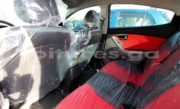 Acheter Import Voiture Hyundai Elantra Rouge à Import - Dubai, Estuaire Acheter Import Voiture Hyundai Elantra Rouge à Import - Dubai, Estuaire