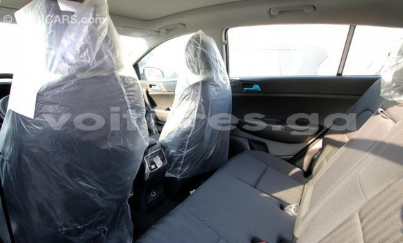 Acheter Import Voiture Kia Sportage Blanc à Import - Dubai, Estuaire Acheter Import Voiture Kia Sportage Blanc à Import - Dubai, Estuaire