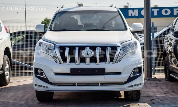 Acheter Import Voiture Toyota Prado Blanc à Import - Dubai, Estuaire Acheter Import Voiture Toyota Prado Blanc à Import - Dubai, Estuaire