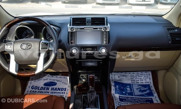 Acheter Import Voiture Toyota Prado Blanc à Import - Dubai, Estuaire Acheter Import Voiture Toyota Prado Blanc à Import - Dubai, Estuaire