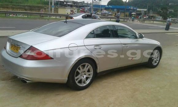 Acheter Occasion Voiture Mercedes-Benz CLS-klasse Gris à Libreville, Estuaire Acheter Occasion Voiture Mercedes-Benz CLS-klasse Gris à Libreville, Estuaire