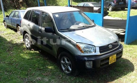 Acheter Occasion Voiture Toyota RAV4 Gris à Libreville, Estuaire Acheter Occasion Voiture Toyota RAV4 Gris à Libreville, Estuaire