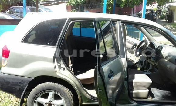 Acheter Occasion Voiture Toyota RAV4 Gris à Libreville, Estuaire Acheter Occasion Voiture Toyota RAV4 Gris à Libreville, Estuaire