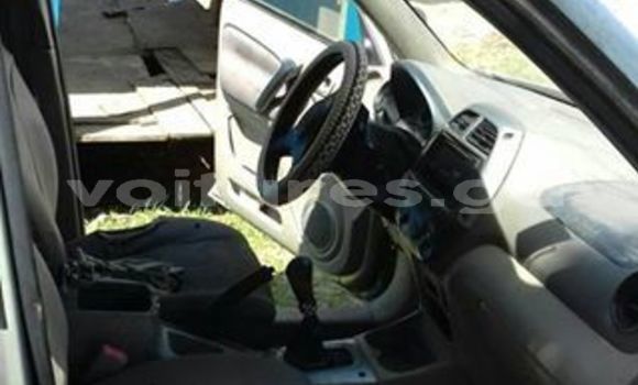 Acheter Occasion Voiture Toyota RAV4 Gris à Libreville, Estuaire Acheter Occasion Voiture Toyota RAV4 Gris à Libreville, Estuaire