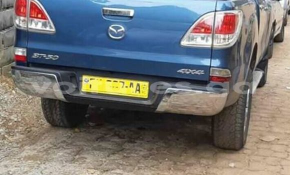 Acheter Occasion Voiture Mazda BT-50 Bleu à Libreville, Estuaire Acheter Occasion Voiture Mazda BT-50 Bleu à Libreville, Estuaire