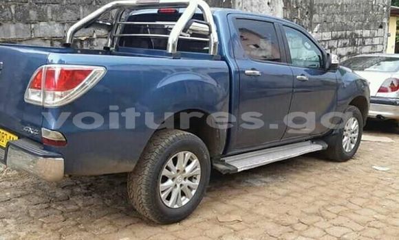 Acheter Occasion Voiture Mazda BT-50 Bleu à Libreville, Estuaire Acheter Occasion Voiture Mazda BT-50 Bleu à Libreville, Estuaire