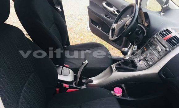 Acheter Occasion Voiture Toyota Yaris Blanc à Libreville, Estuaire Acheter Occasion Voiture Toyota Yaris Blanc à Libreville, Estuaire