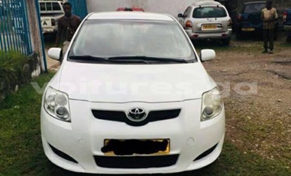 Acheter Occasion Voiture Toyota Yaris Blanc à Libreville, Estuaire Acheter Occasion Voiture Toyota Yaris Blanc à Libreville, Estuaire