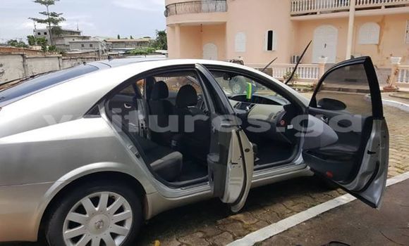 Sayi Na hannu Nissan Primera Azurfa Mota in Libreville a estuary Sayi Na hannu Nissan Primera Azurfa Mota in Libreville a estuary