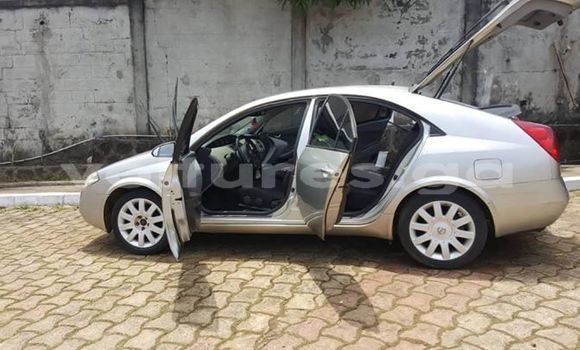 Sayi Na hannu Nissan Primera Azurfa Mota in Libreville a estuary Sayi Na hannu Nissan Primera Azurfa Mota in Libreville a estuary