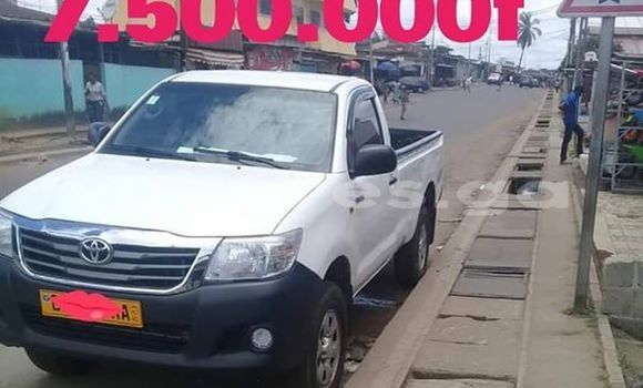 Acheter Occasion Voiture Toyota Hilux Blanc à Libreville, Estuaire Acheter Occasion Voiture Toyota Hilux Blanc à Libreville, Estuaire