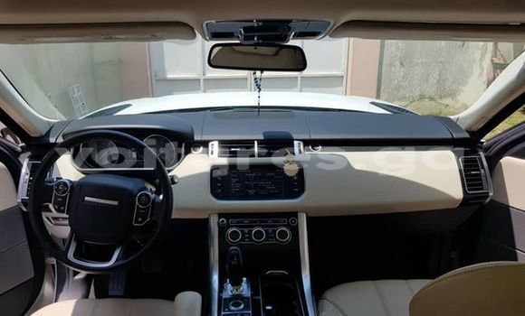 Acheter Occasion Voiture Land Rover Range Rover Evoque Blanc à Libreville, Estuaire Acheter Occasion Voiture Land Rover Range Rover Evoque Blanc à Libreville, Estuaire
