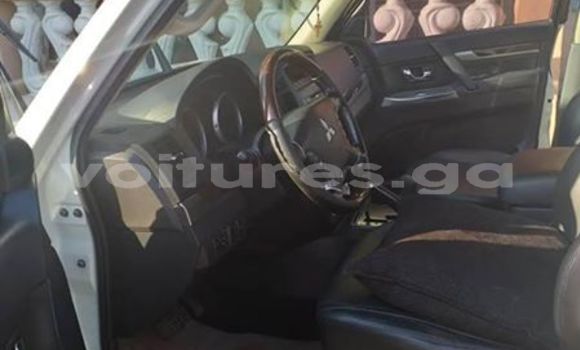 Acheter Occasion Voiture Mitsubishi Pajero Blanc à Libreville, Estuaire Acheter Occasion Voiture Mitsubishi Pajero Blanc à Libreville, Estuaire