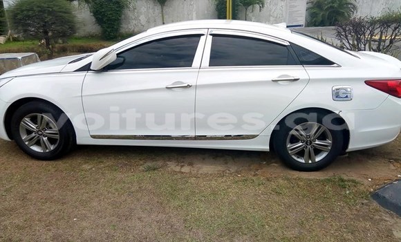 Acheter Occasion Voiture Hyundai Sonata Blanc à Libreville, Estuaire Acheter Occasion Voiture Hyundai Sonata Blanc à Libreville, Estuaire
