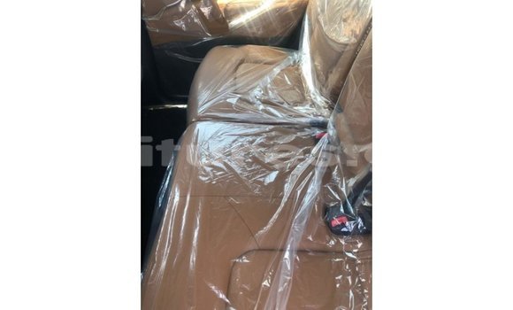 Acheter Import Voiture Nissan Patrol Blanc à Import - Dubai, Estuaire Acheter Import Voiture Nissan Patrol Blanc à Import - Dubai, Estuaire